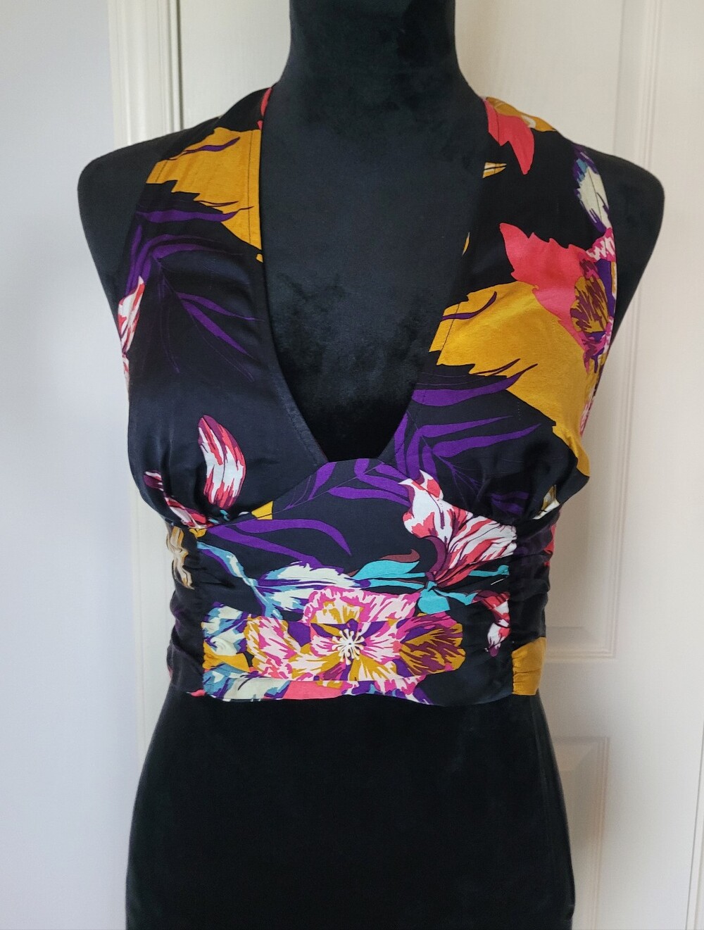 FREE PEOPLE Floral Deep-V Halter Top. Sz S. NWT